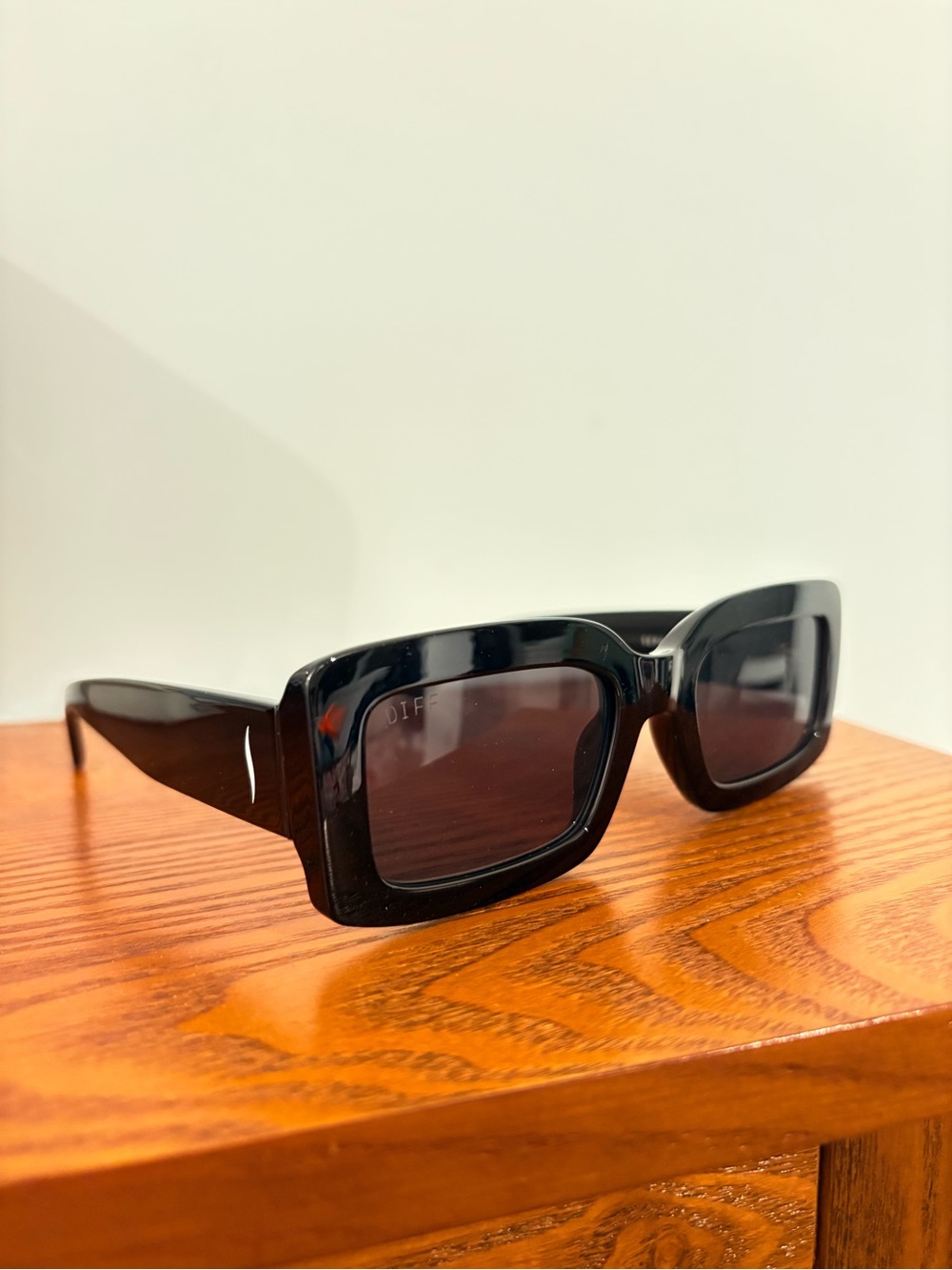 SEPHORA x DIFF Eyewear Black Square Sunglasses Limited Edition - Picture 2 of 10